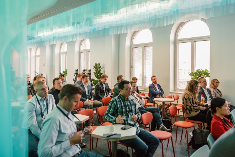 meeting trends 2025 huone